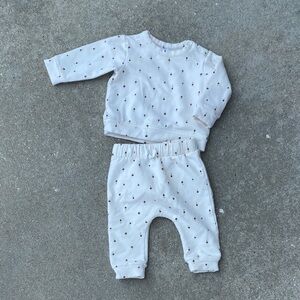 Nordstrom White Baby Outfit with Tiny Print